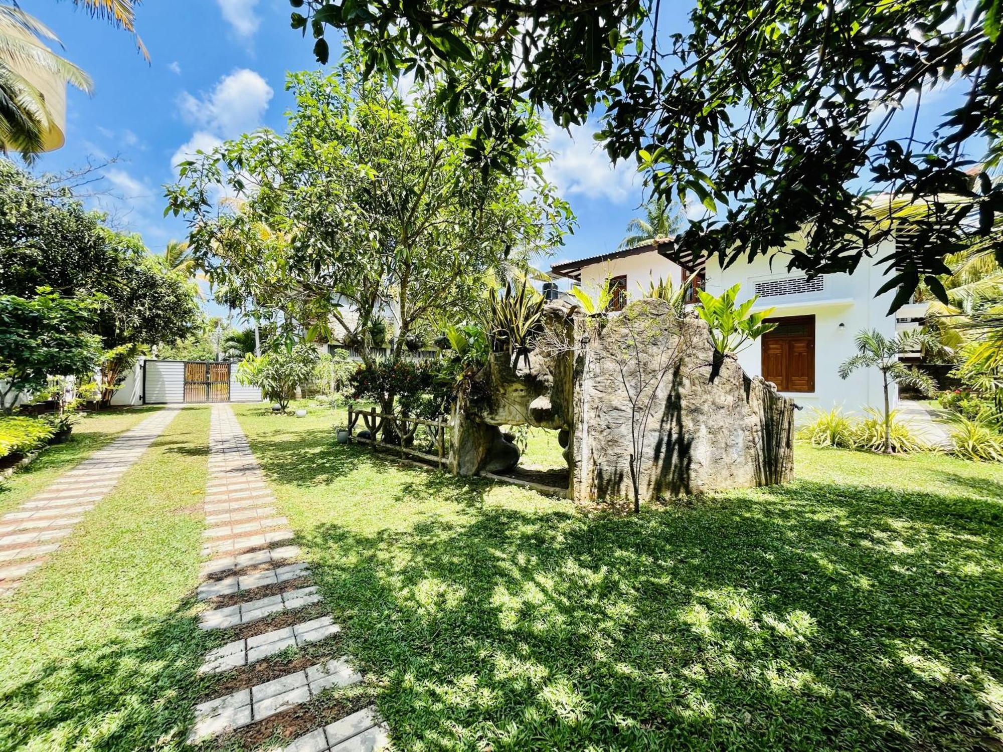 Villa Green Space Matara Buitenkant foto